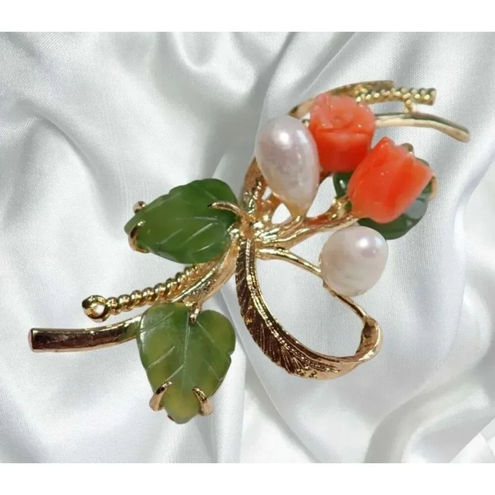 Pink Coral Pearls & Green Jade Leaves Brooch Floral Spray Faux Fashion VTG Pin